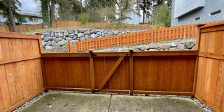 Like-New Beardslee Townhouse... Gallery 7