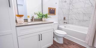 Maverick Modern Apartments Gallery 10