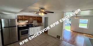 3-Bedroom Home with Hardwood Floors, Basement & Garage! Gallery 1