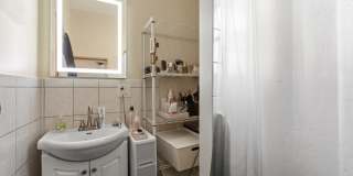 2028 Hamlin Gallery 6