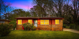 6715 Court N Gallery 1