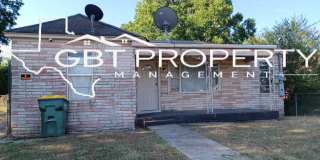 House in Town Gallery 1