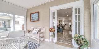 14 N Vassar Square Gallery 4