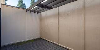 Tri-Level La Jolla Townhouse with Washer/Dryer and Garage! Gallery 13