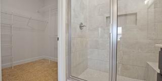 Three Bedroom with Bonus! Gallery 18