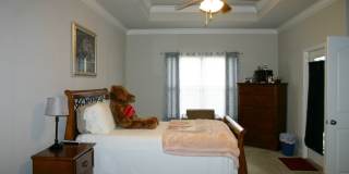 Great South Crestview Location! Gallery 16