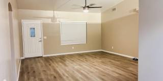9105 W RAVEN Drive Gallery 4