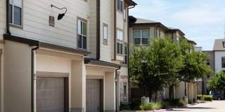 Avalon Lakeside Gallery 39