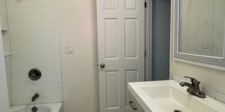 Sherman Oaks 2BD w/ Private Backyard, In-Unit W/D & Parking Gallery 13