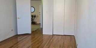 1625 Emmons Ave Gallery 1