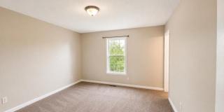 $1250 - 3 Bedroom 1.5 Bath Ranch Home Gallery 8