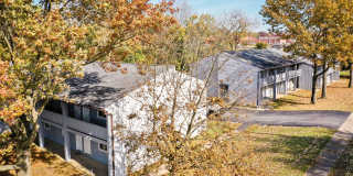 74 1st St Se Gallery 13