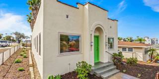 Renovated Coastal Retreat Gallery 1