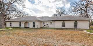 7325 Reed Road Gallery 1