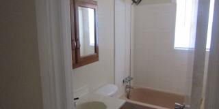 3 bedroom 2 bath home Gallery 9