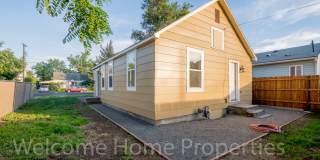 Small 2 Bedroom Home in Convenient Location Gallery 1