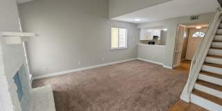 1711 Burton #B  - Spacious 2 bed in very central location. Gallery 1