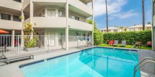 1815 N. Harvard Blvd. Gallery 5