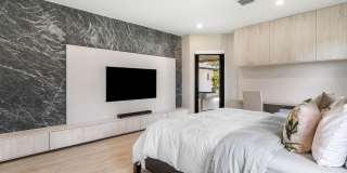 11173 Manatee Gallery 34