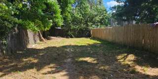 3 Bedroom Home with Fenced Yard & Central Air 3 Bedroom Home with Fenced Yard & Central Air Gallery 6