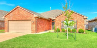 3 Bedrooms + Study + Iron Stone Neighborhood + Edmond Schools Gallery 1