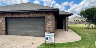 1818 Post Oak Rd Gallery 1