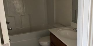 225 Gibson A Gallery 20