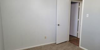 Available May! Cozy and comfortable 3/2/2 Home Gallery 34