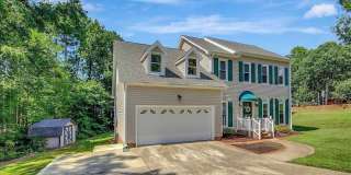 Room in 4 Bedroom Home at Daingerfield Dr Gallery 16