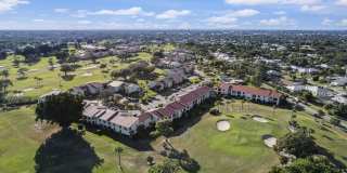 5473 SE Miles Grant Road unit: 206 Gallery 21