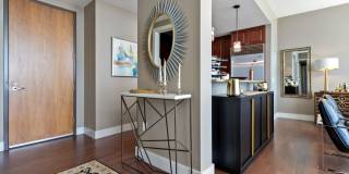 610 E Market St #2915 Gallery 13