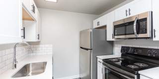 Central Pointe Gallery 1