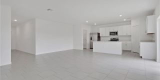 19550 Fairhill Ct Gallery 6