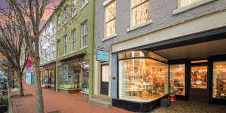 822 CAROLINE Street Gallery 1