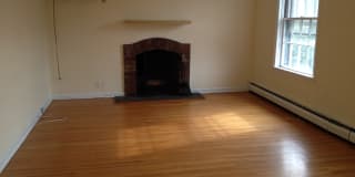 429 South 8th Street Gallery 1