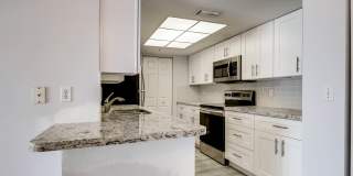 100 Crestwood Court N Gallery 3