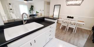 Room in 6 Bedroom Home at Henslowe Dr Gallery 12