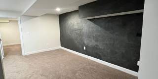 Private Entry 1 Bedroom Apartment Gallery 5
