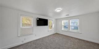 2421 Northwest 18th Street Gallery 13