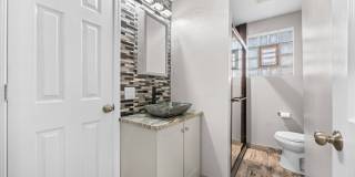 4136 Park Avenue Gallery 10