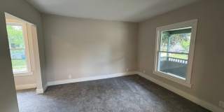 Three bedroom 1 1/2 bathroom single family home for rent Gallery 4