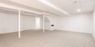 22733 COACHLIGHT Circle Gallery 30