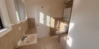 This two-bedroom, one-bath home in Upper Seaside This two-bedroom, one-bath home in Upper Seaside Gallery 10