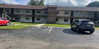 6040 Shakerwood Circle unit: 205 Gallery 1