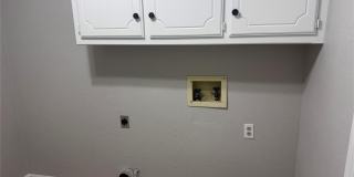 12216 Sylvester Drive Gallery 7