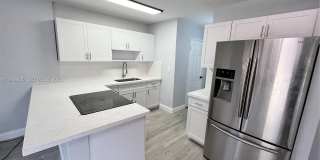 883 NE 39th St Gallery 1