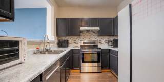 Beautiful townhome on Snow Bowl for Rent! Gallery 8