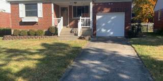 Lovely Ranch Home with Hardwood Floors and Finished Basement in Silverton Gallery 1