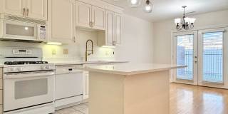Beautiful & Private Millcreek Townhome! Beautiful & Private Millcreek Townhome! Gallery 7