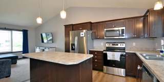 Great 4BR/3BA Big Lake Home Available mid August! Gallery 5